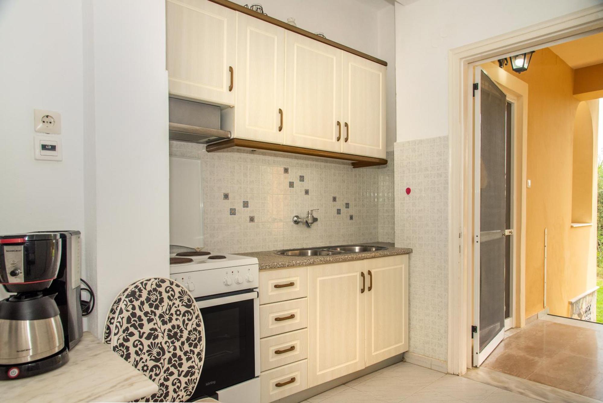 Mel Apartment Melikia Exterior photo